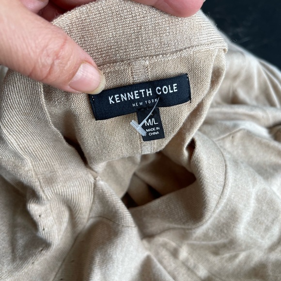 Kenneth Cole New York Women Neutral Colored Poncho Size M/L - Picture 2 of 8